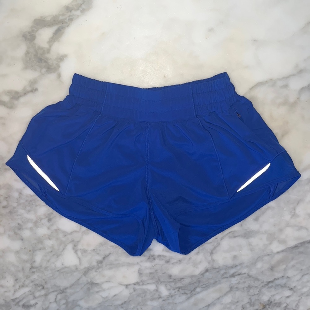 Size 2 royal blue Hotty hot Lululemon shorts!